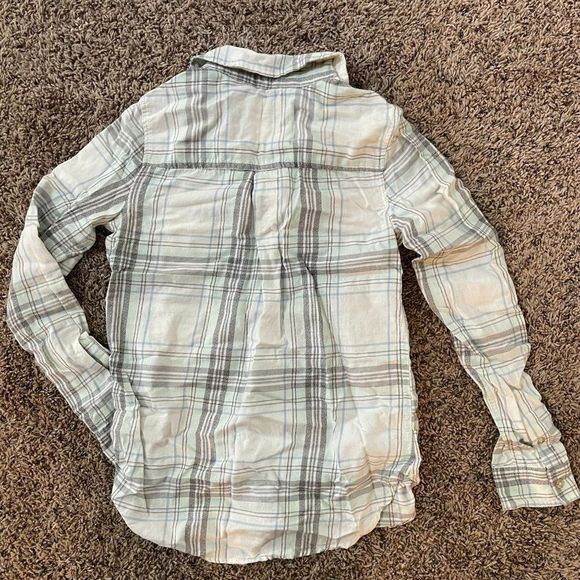 Perfect Shirt Women's Gray & White Long Sleeve Plaid Button Up Shirt Size Small - Picture 6 of 6